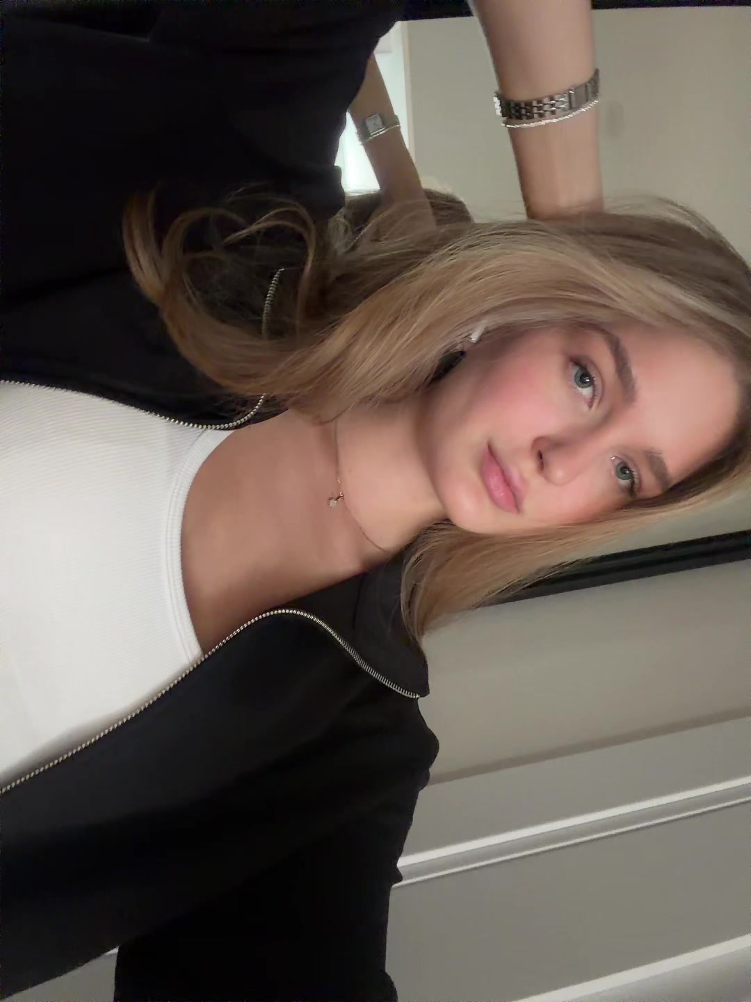 @Polina Lomova