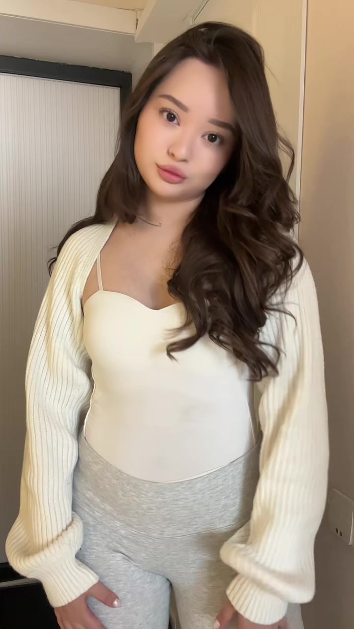 @shelovesei
