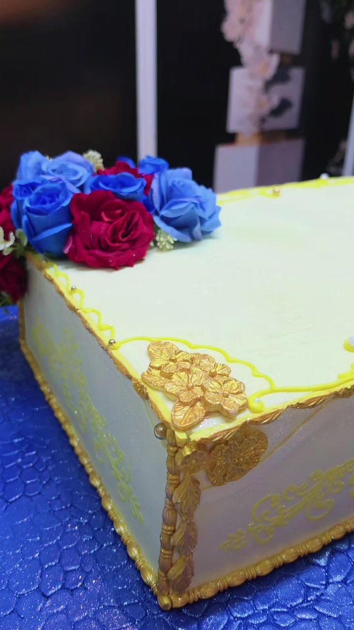 @Asunta the cakegirl 🍰