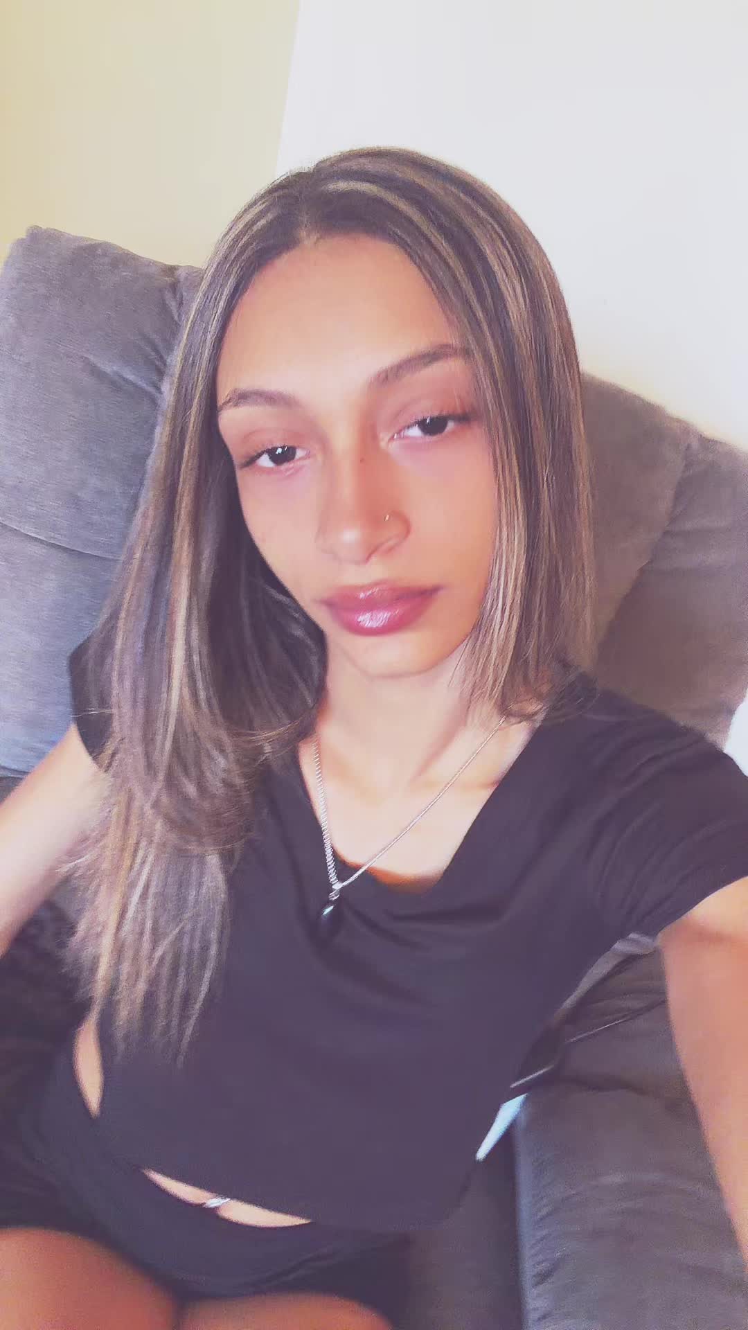 @carleeebaee