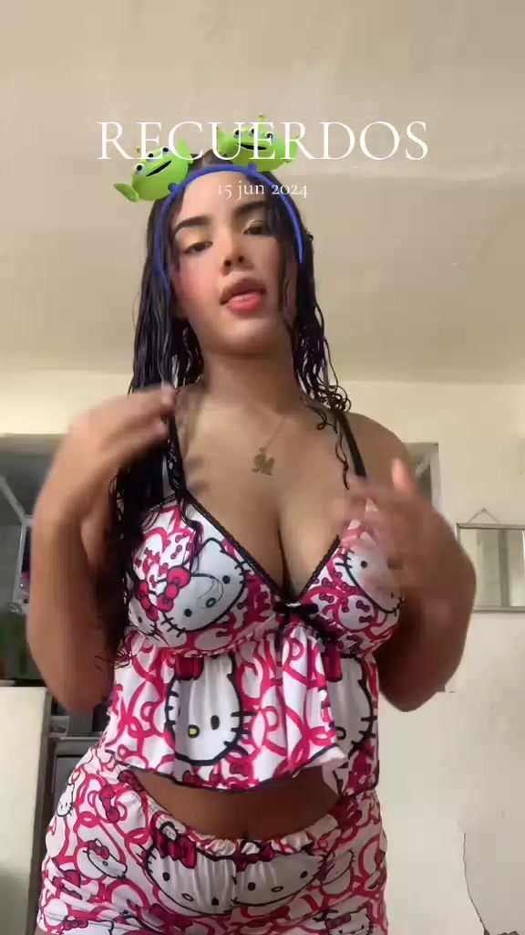 @Anny👑