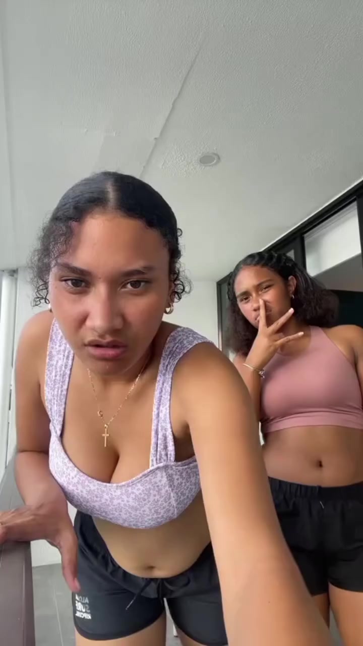 @AKA TIOLA VIBES🇫🇯🇸🇧🇹🇴