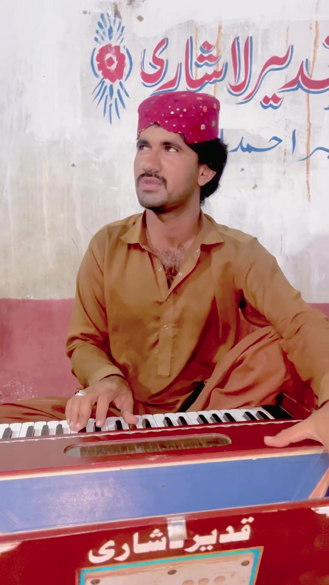 @𝐒𝐢𝐧𝐠𝐞𝐫𝑄𝑎𝑑𝑖𝑟𝐋ashari