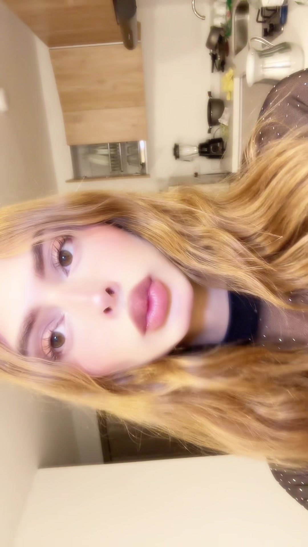 @hailey🍒