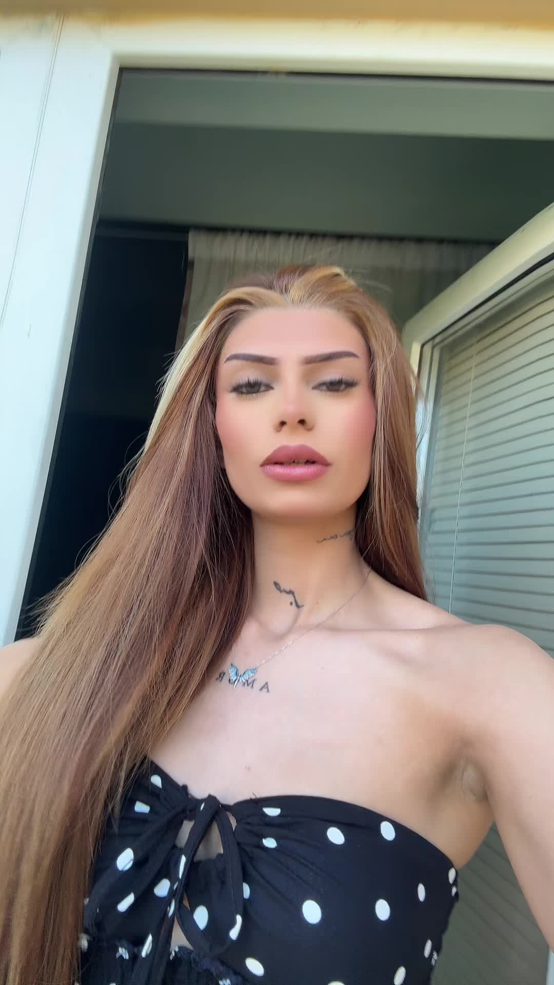 @✨D✨