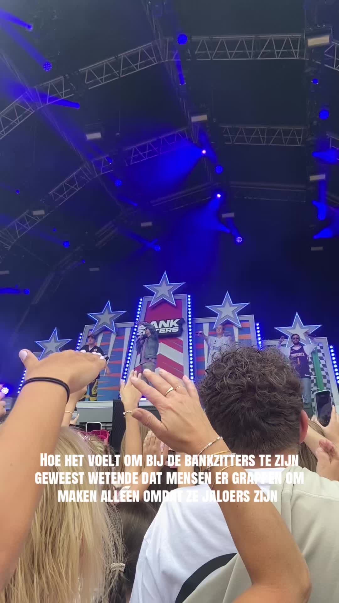 @𝒷𝑜𝒸𝒽𝑒𝓁𝓋𝒶𝓃𝓂𝒶𝓉𝓉