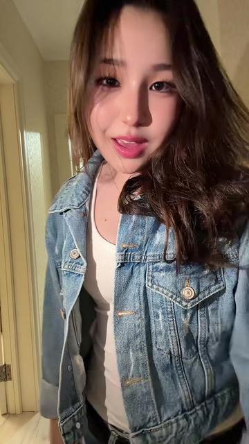 @minabj_