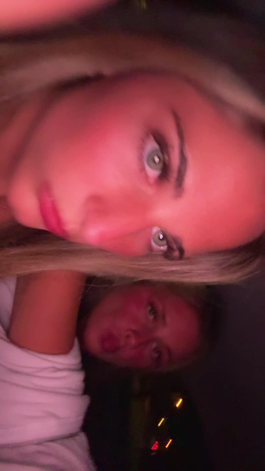@ameliehangey