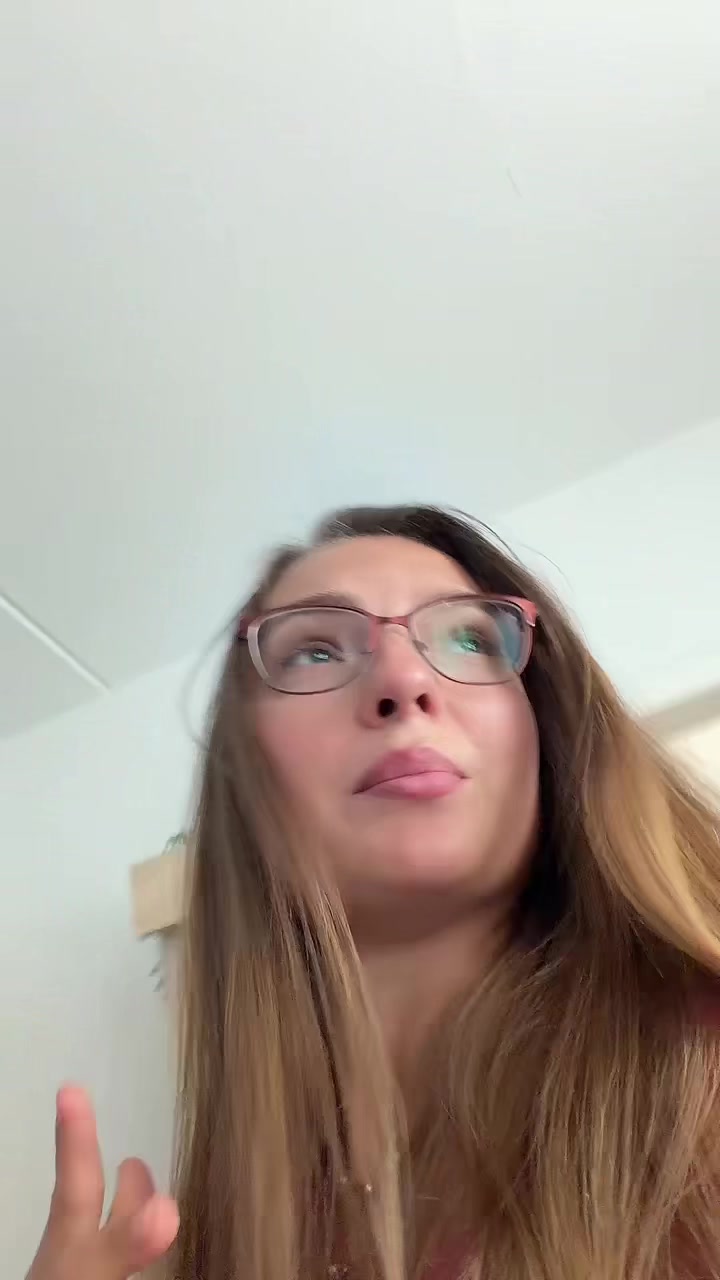 @lauratepower
