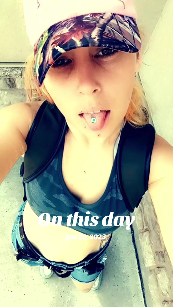 @RuthLessQueen
