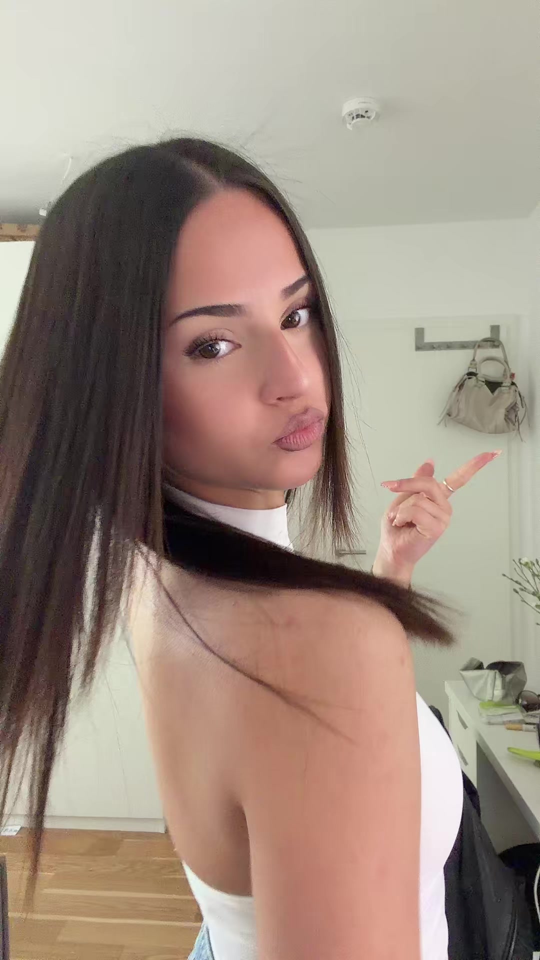 @Nahlaa