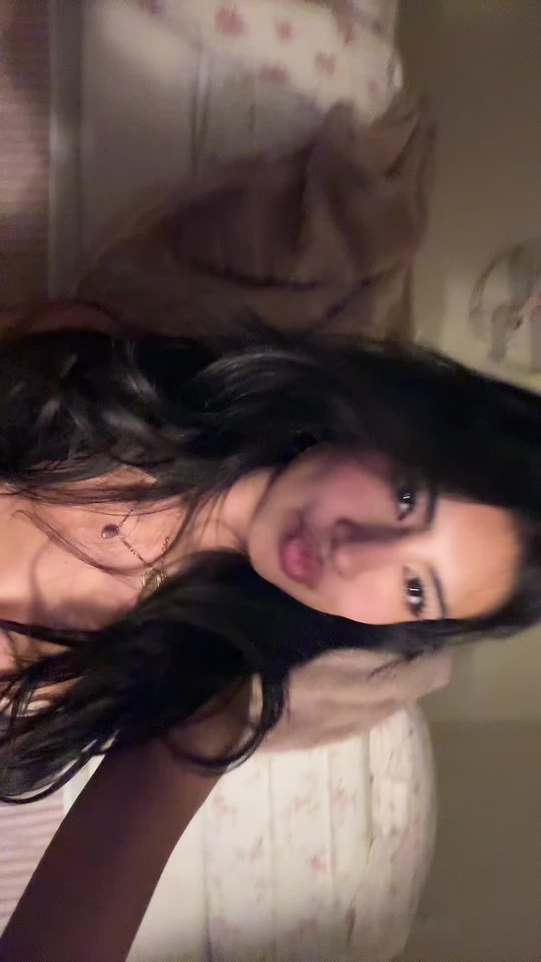 @sophieavril