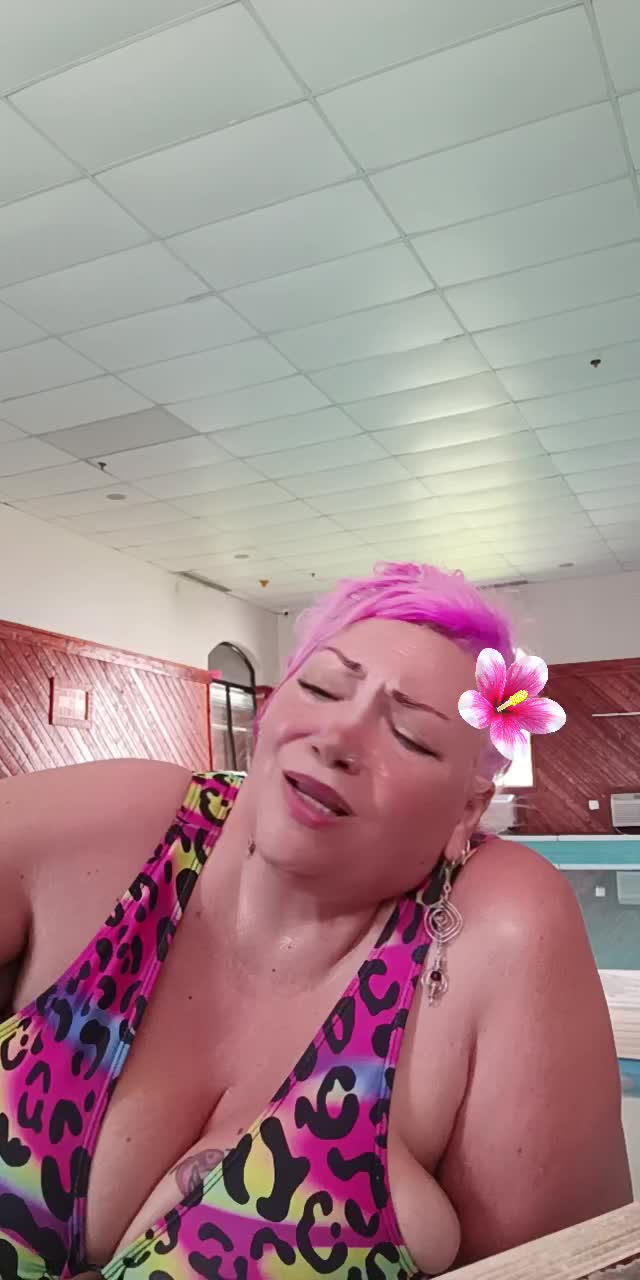 @🇨🇺🇵🇷SingerSEXYCUBANALADY