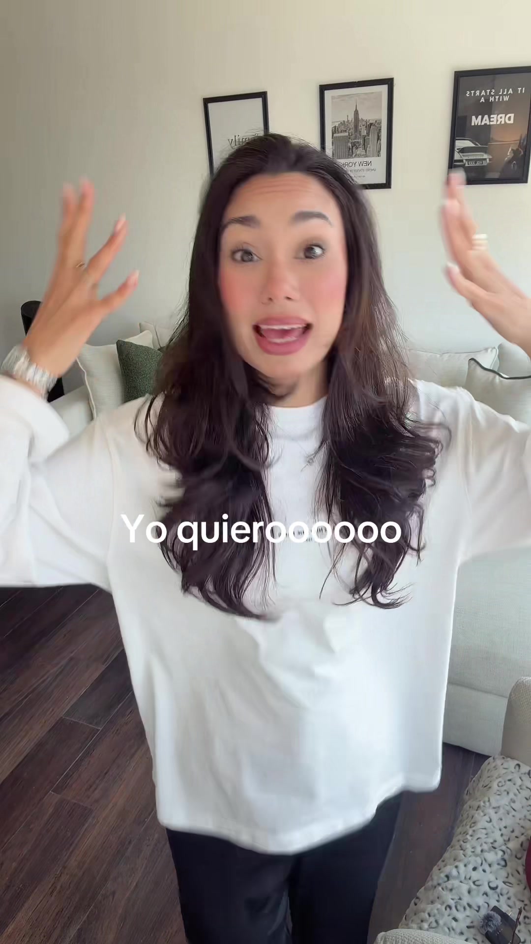 @Valeria Enev&eacute;