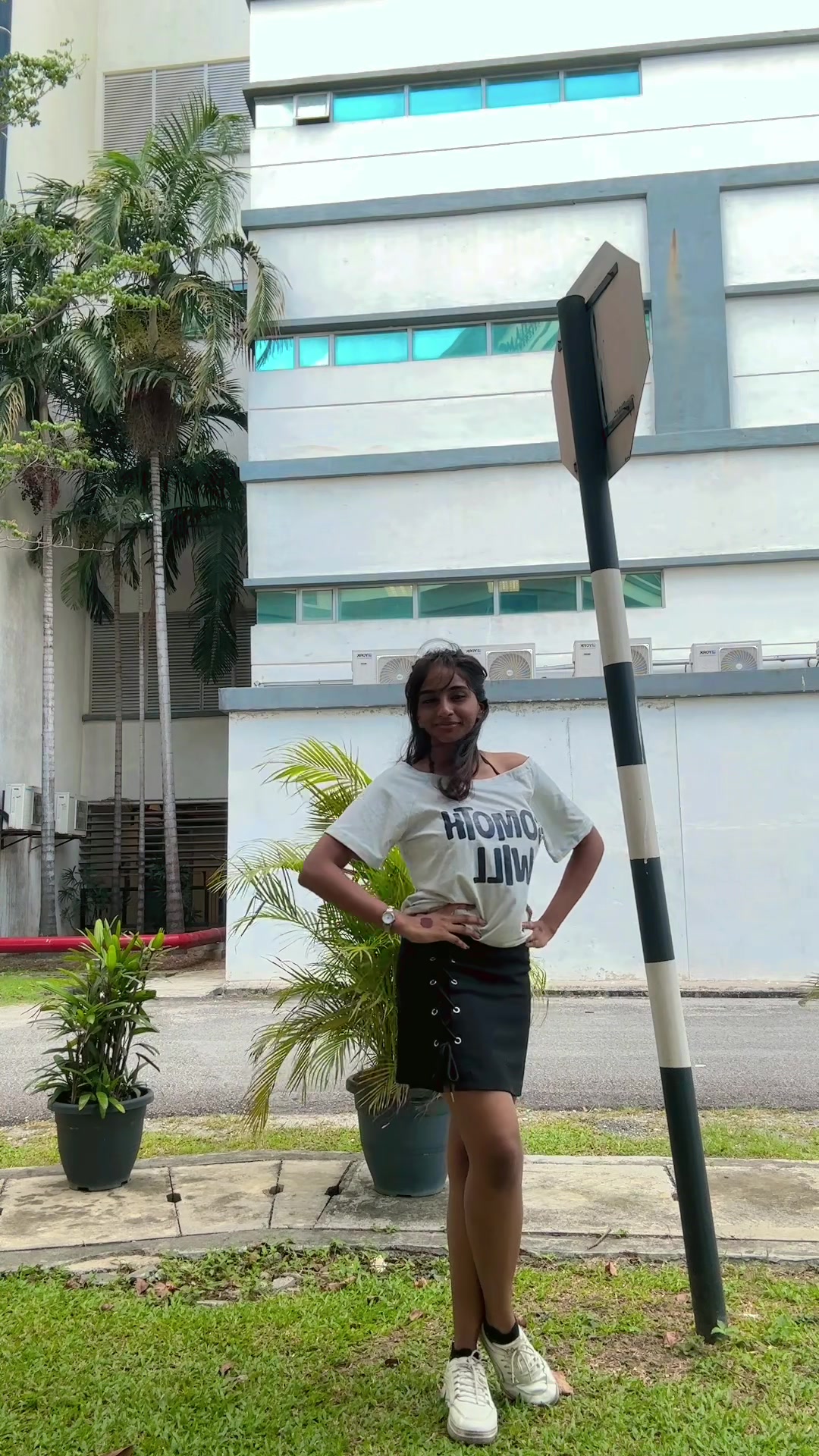 @_.moganapriya