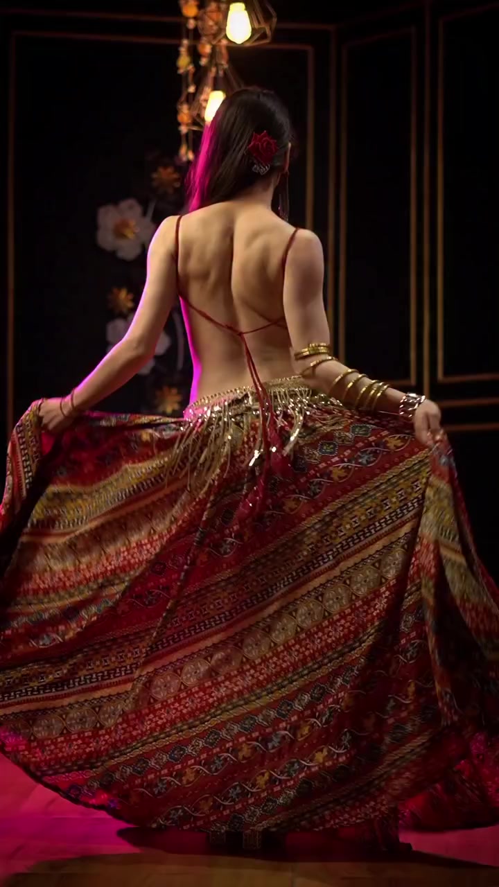 @ارم خان