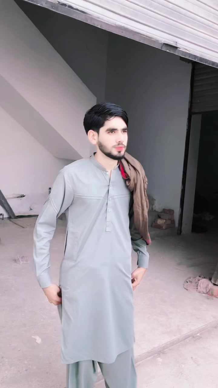 @umer farroq 352