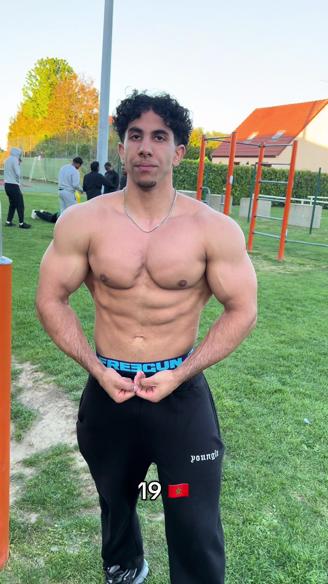 @BSharkkk