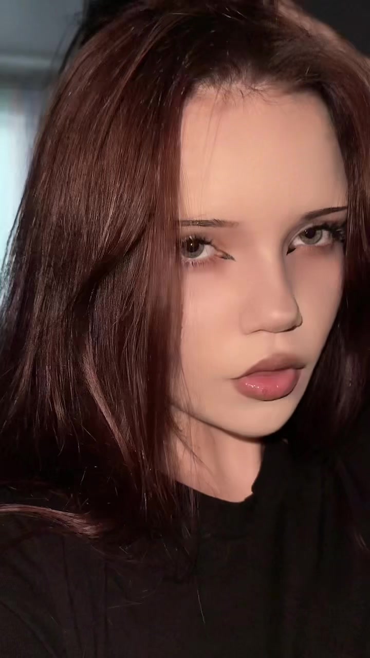 @вдшка 👅