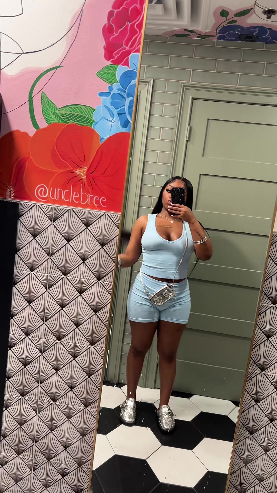 @Jnicholeeeeeee