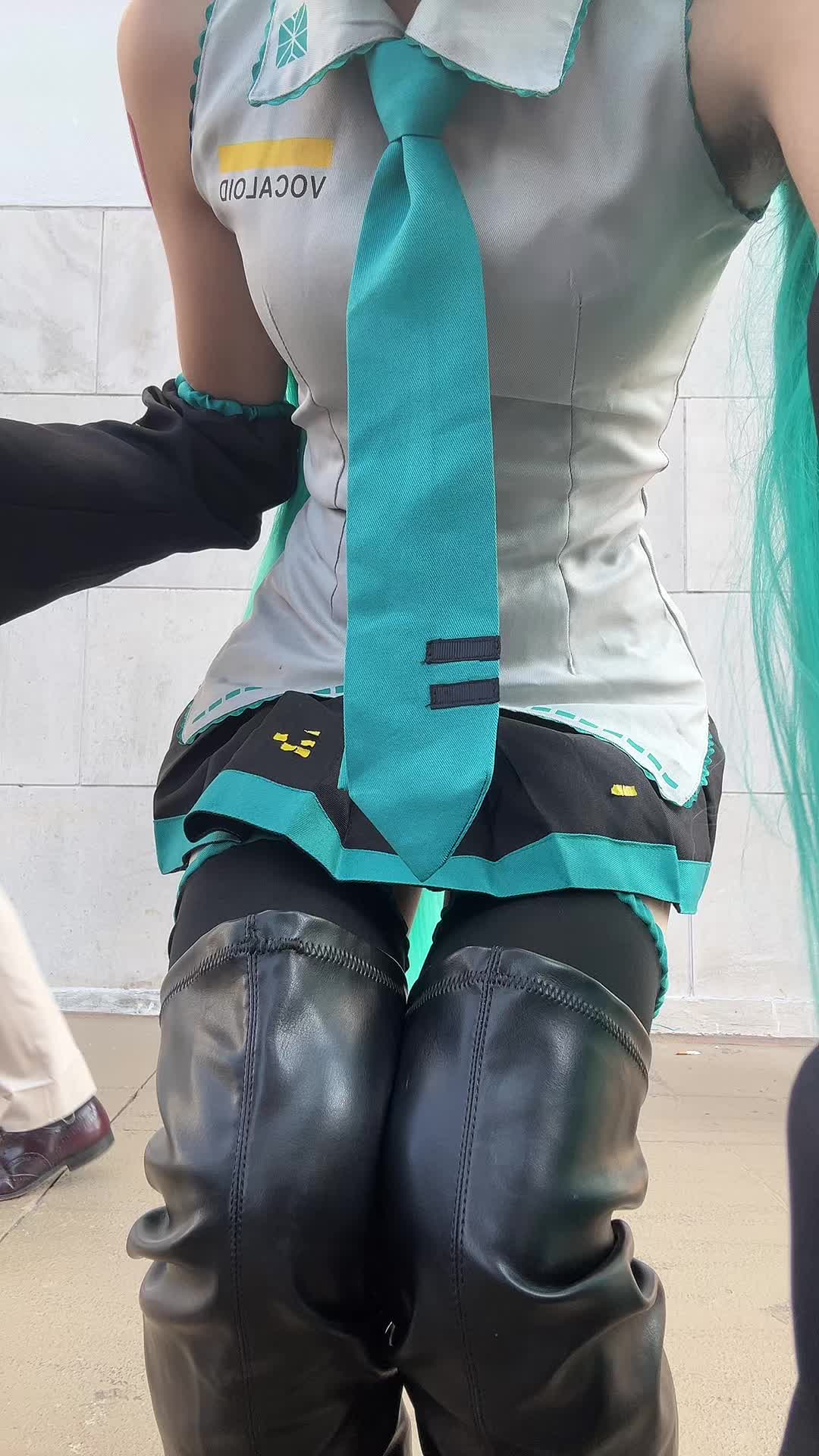 @sharkfinn⦻