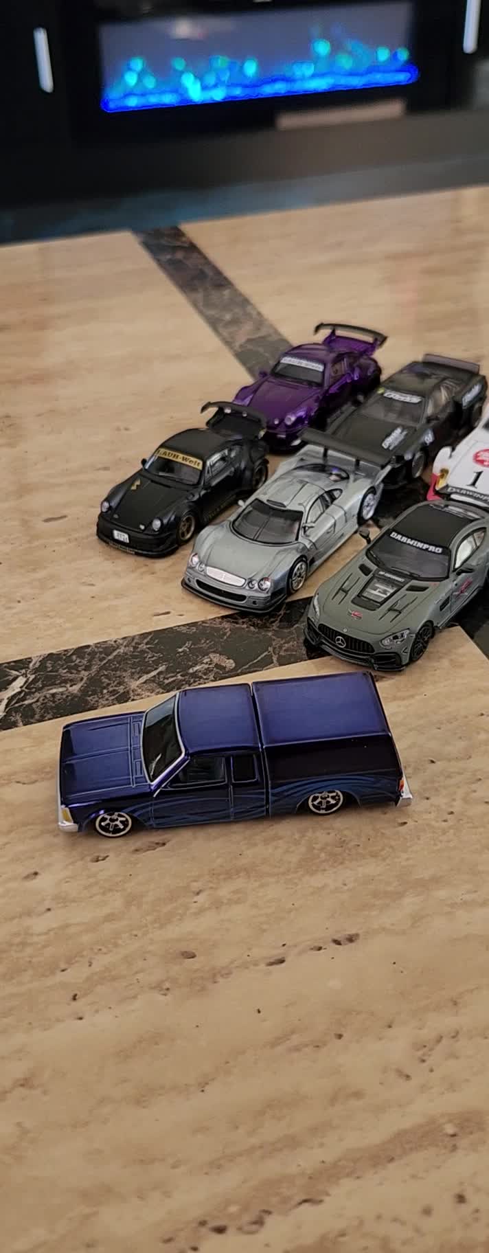 @chriscustoms