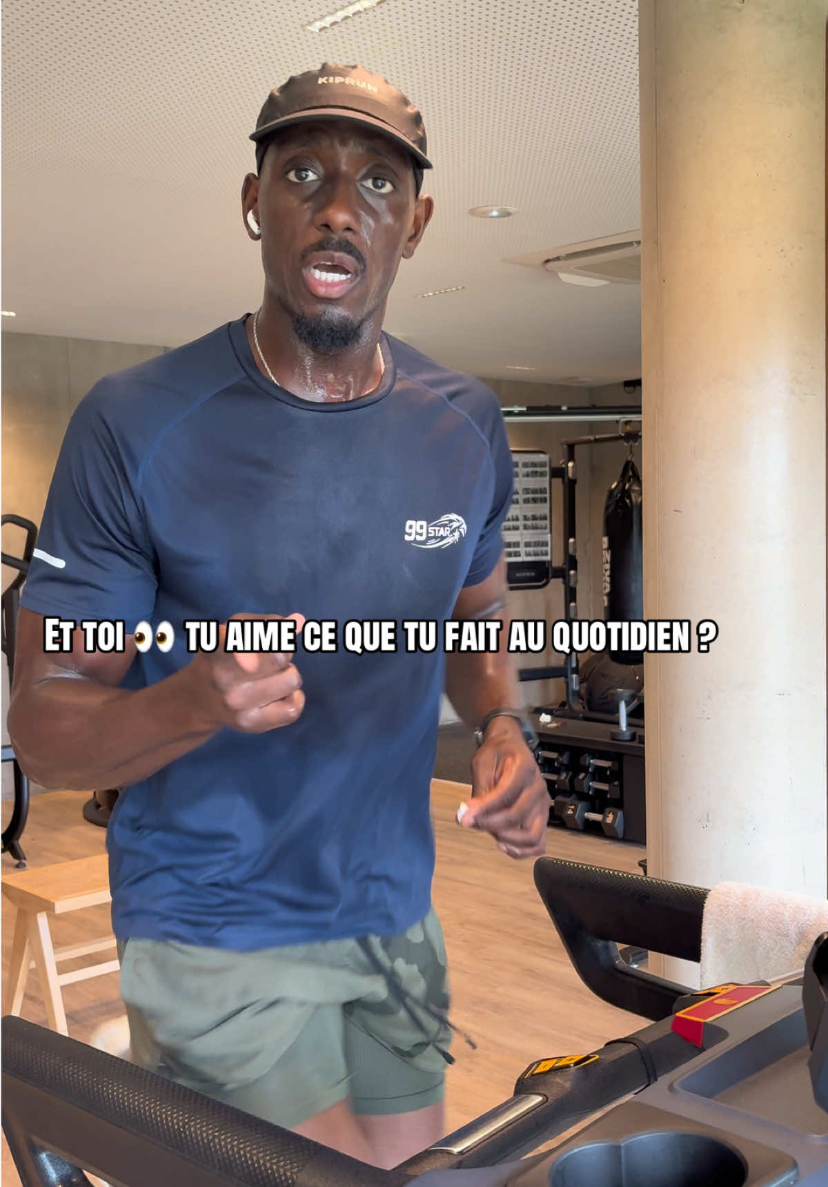 @ADÉ