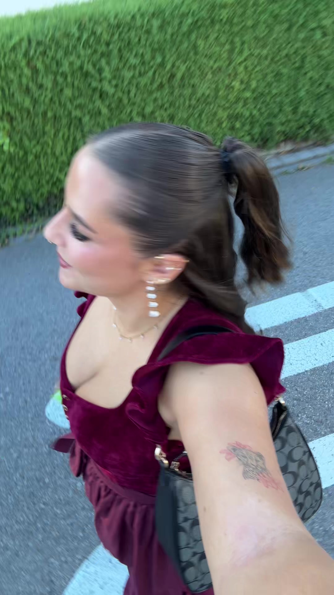 @𝐛𝐞𝐥𝐥𝐚