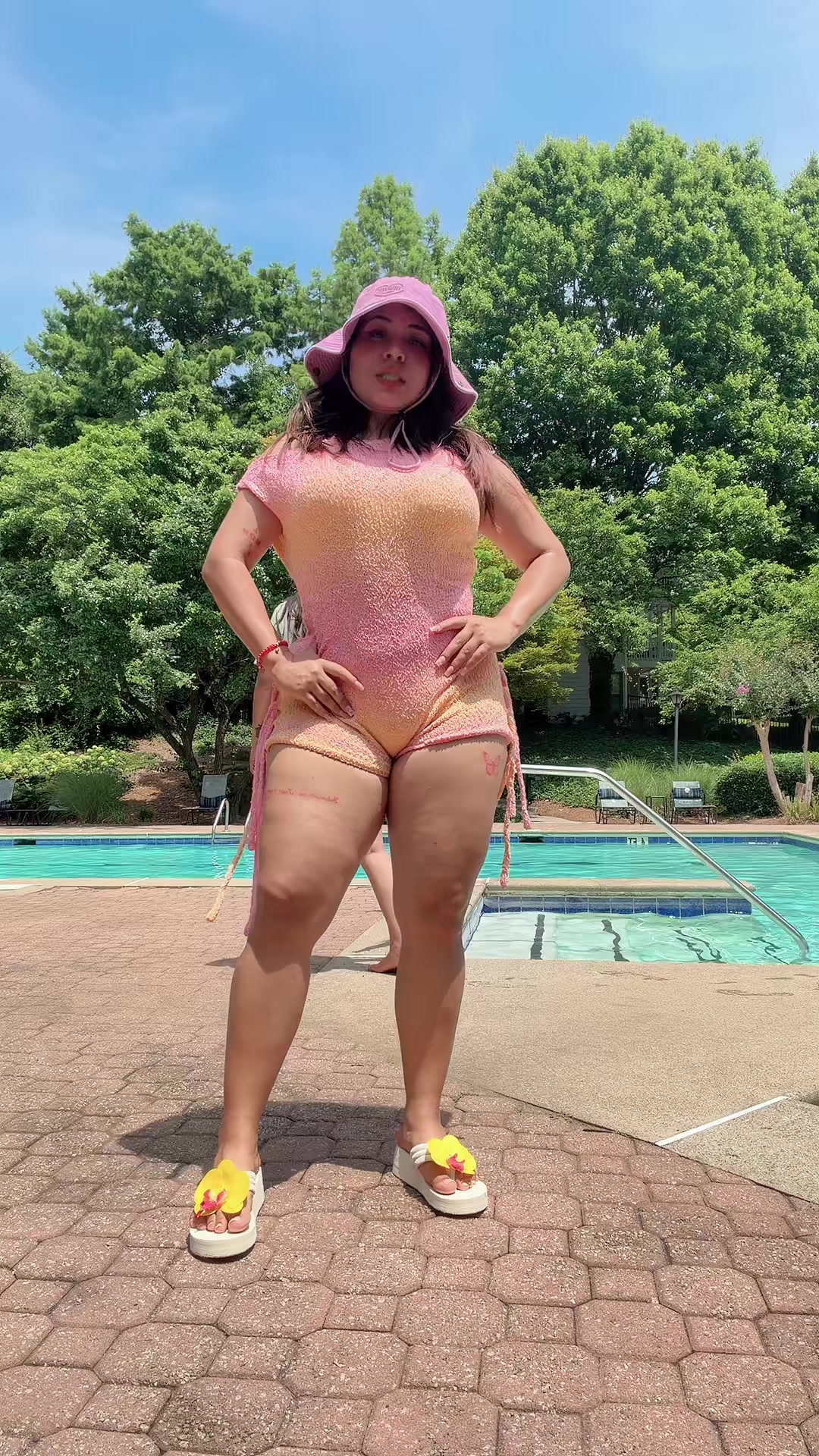 @Jennifer Urrutia25🍑
