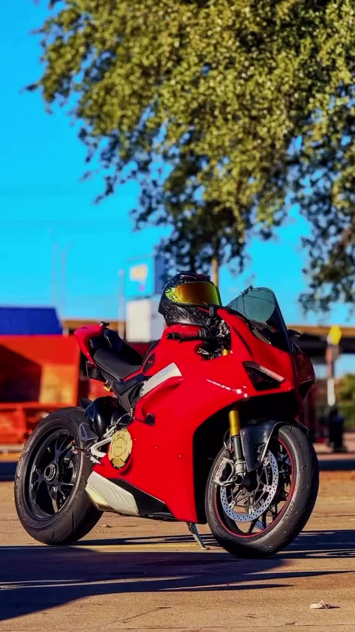 @mzk_htx