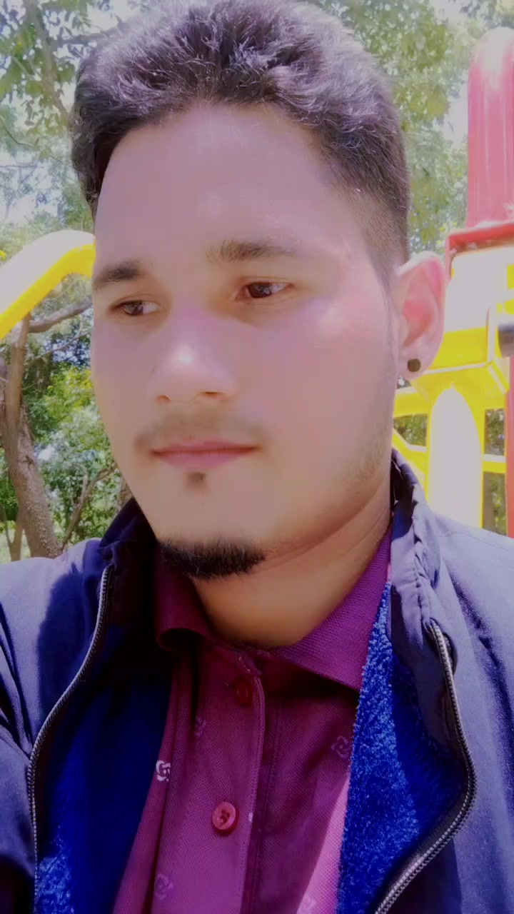 @𝘽𝙚𝙚𝙠𝘼𝙨𝙝_𝙏𝙝𝙖𝙦𝙪𝙧𝙞✅