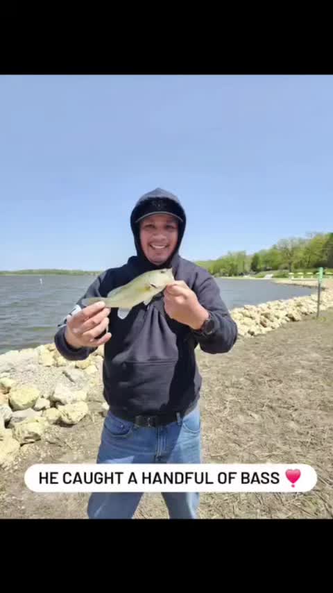@FishinSinDerElla