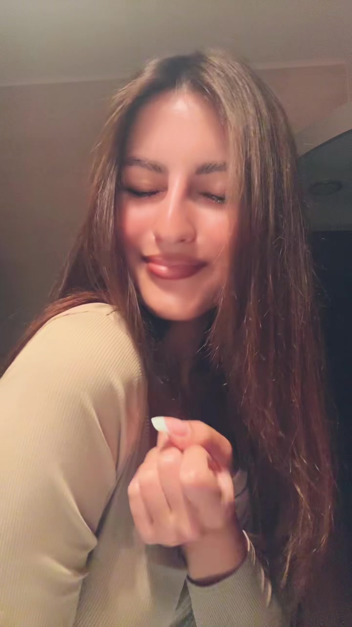 @ANDREEA 🤍