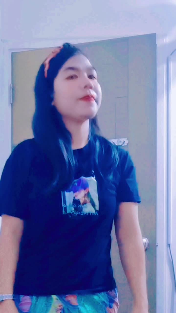 @Nhur