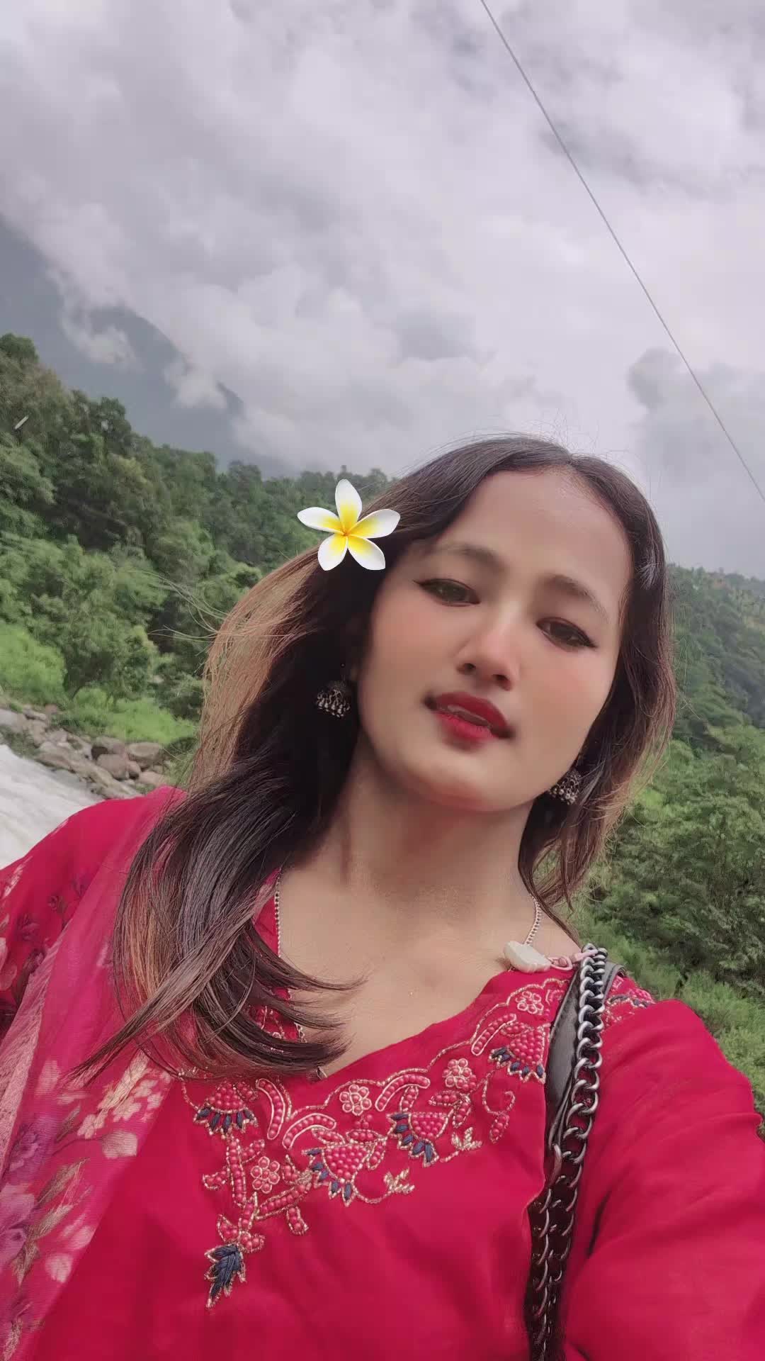 @🤍Sa_जना🦋♡