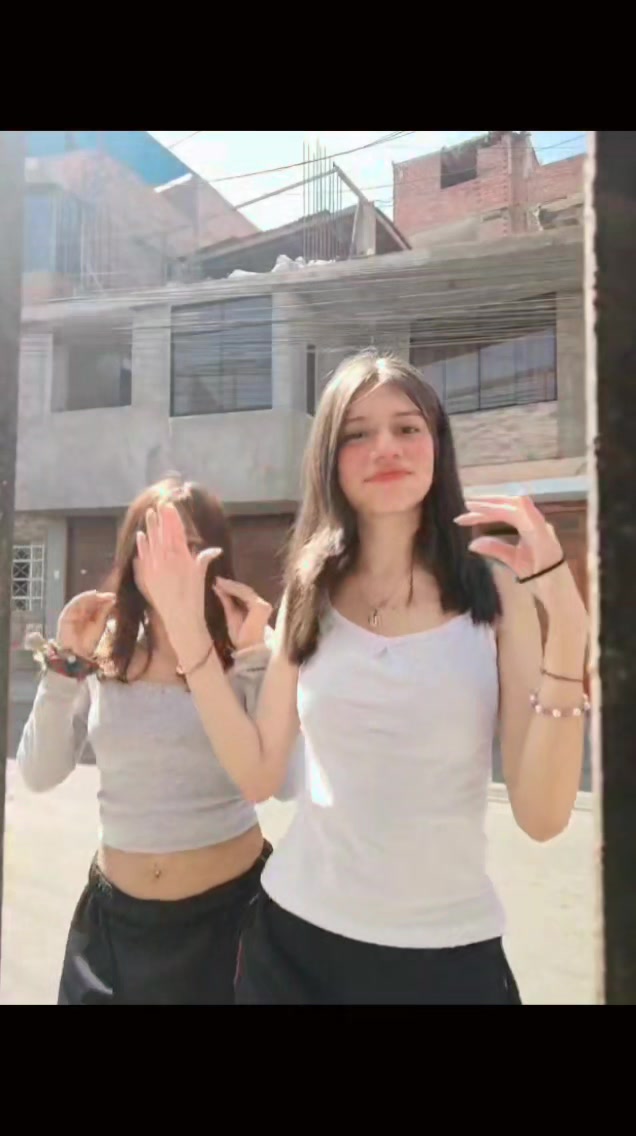 @𝐕𝐢𝐨𝐥𝐞𝐭𝐢𝐤𝐚