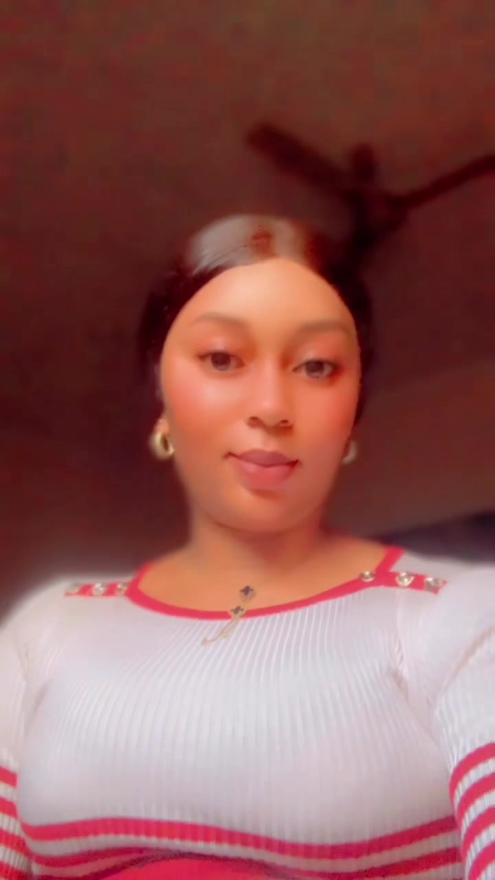 @Ra&iuml;sa la fraise 🍓&hearts;️🥰😘