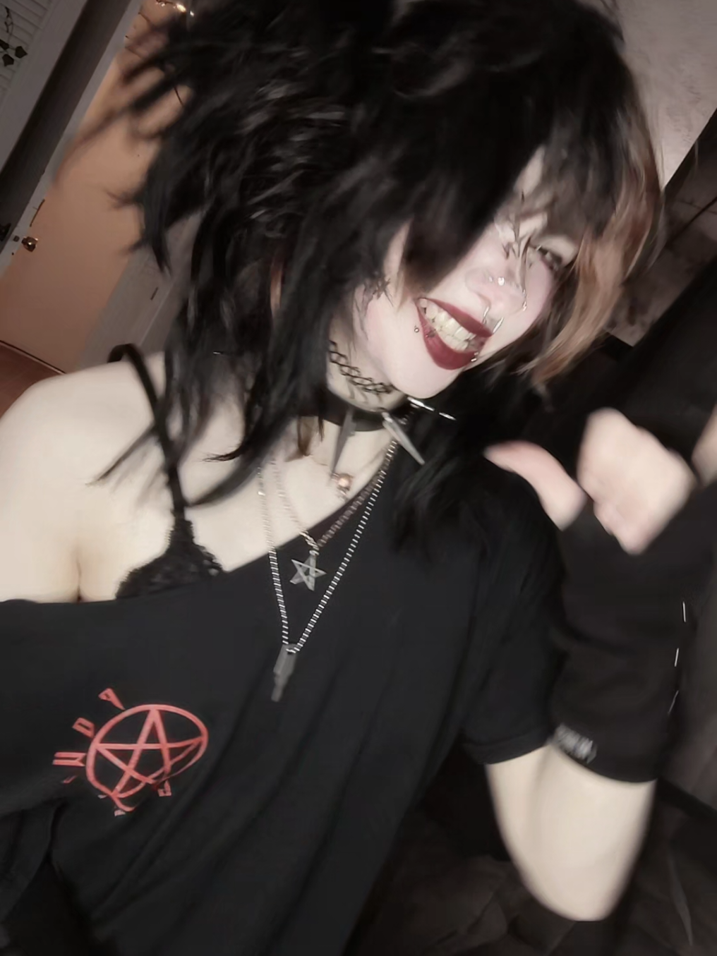 @𝕬𝖘𝖍
