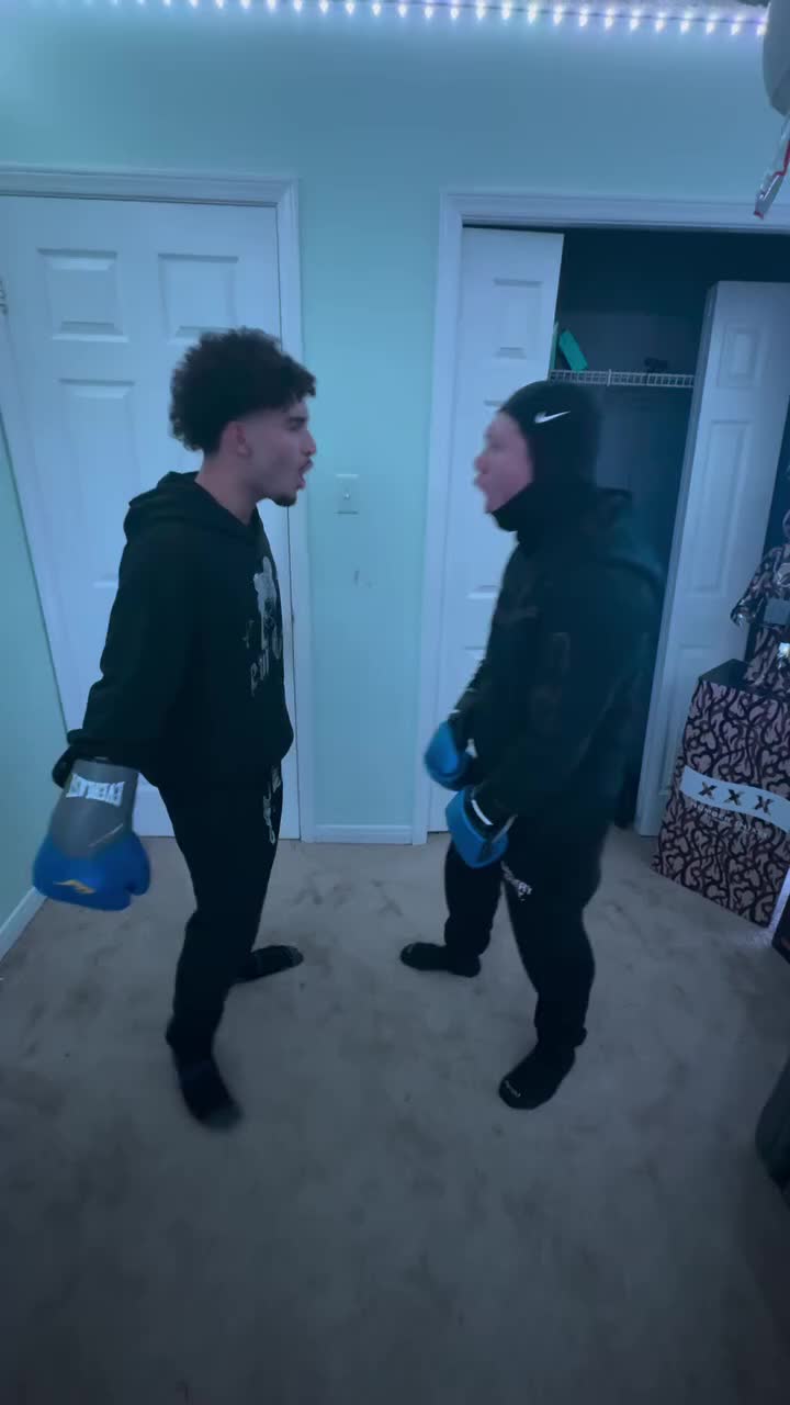@Modaydaily