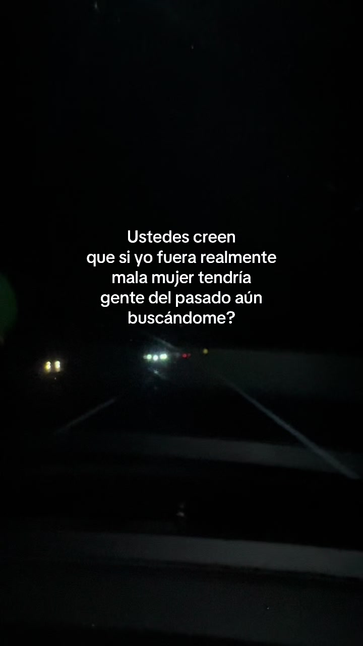 @🌙🍷&bull;C L A U &bull;🌹🖤