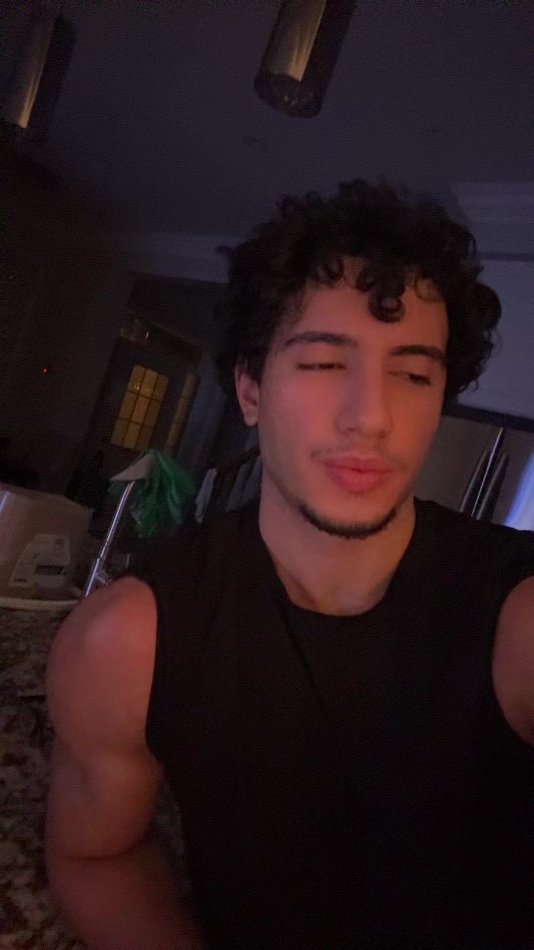 @MrHandsome