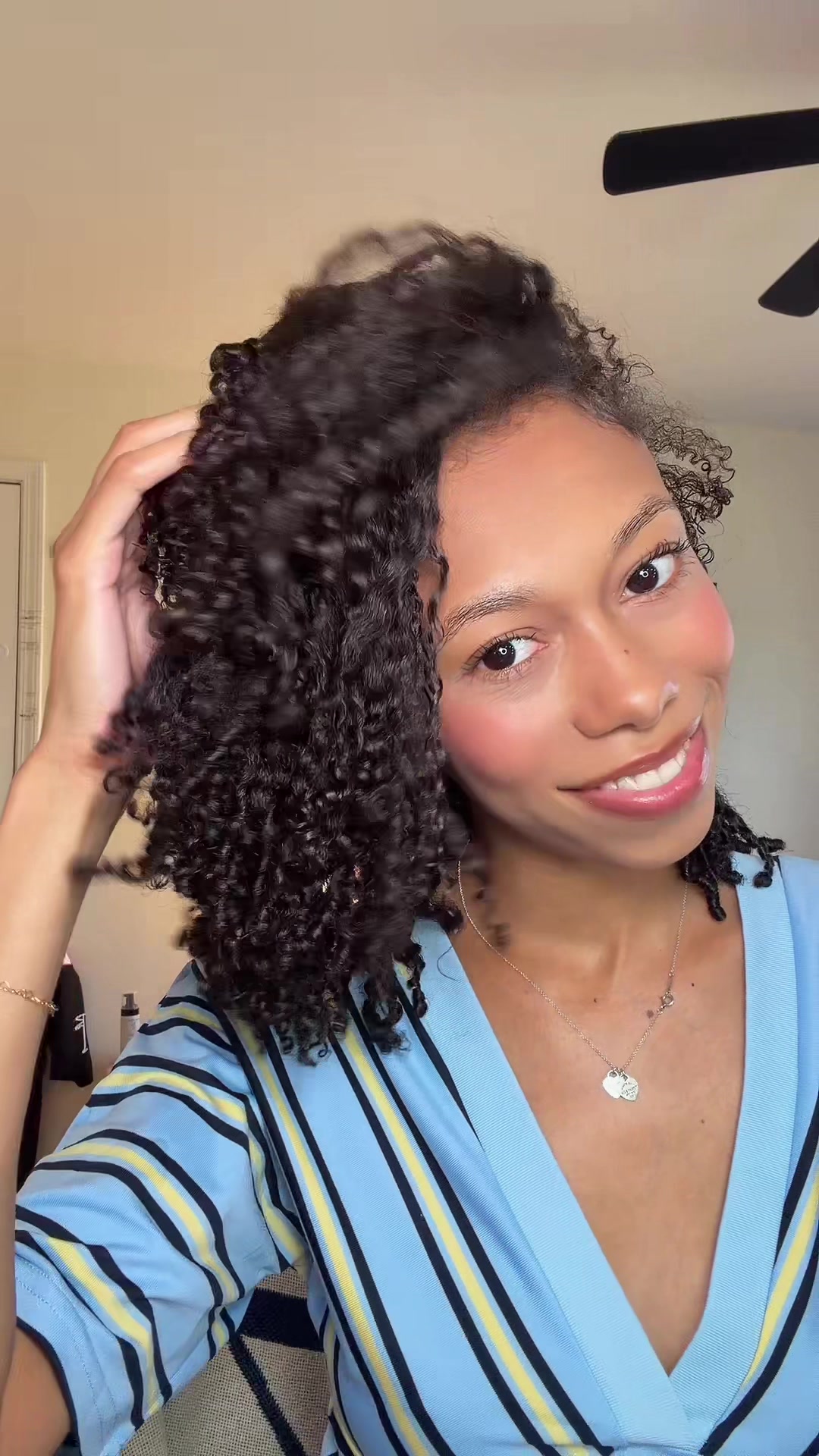 @AYSIA NICOLE