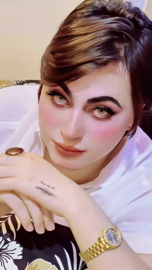 @🧿 شیزی خان 🧿