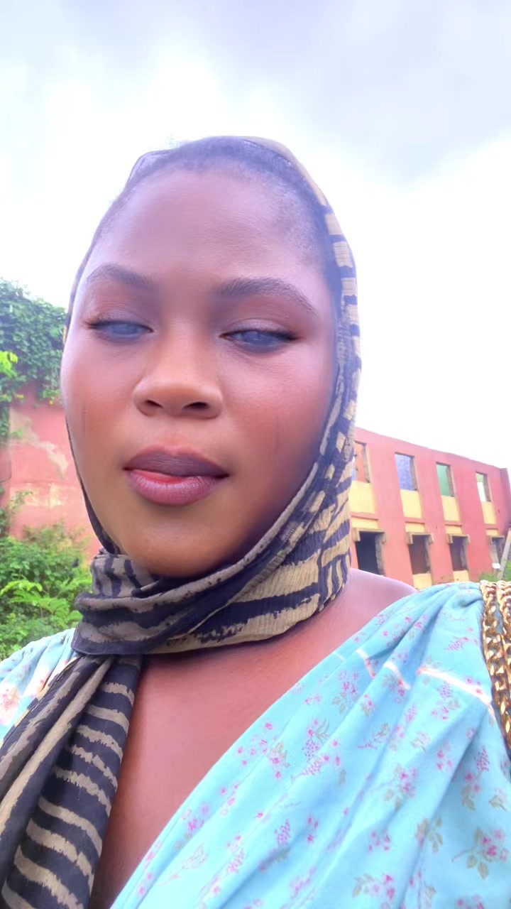 @ABEKE OLOGUN OYINBO