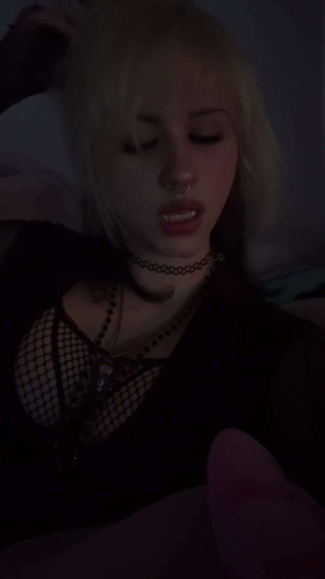 @Ellie ★