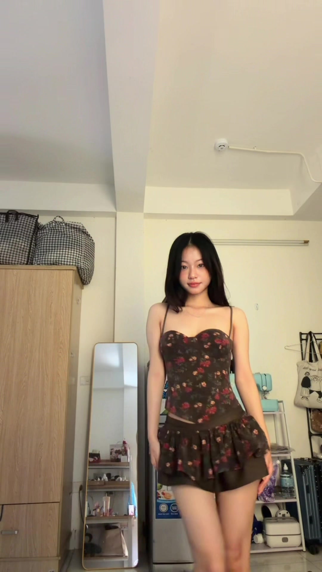 @._.