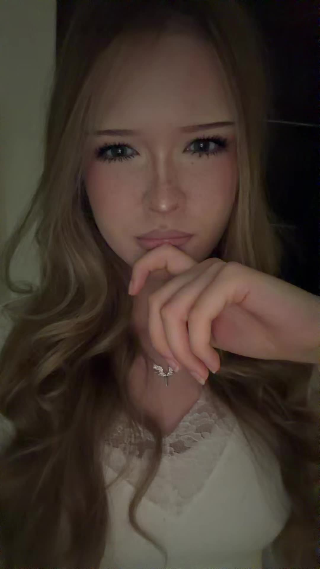 @🙈