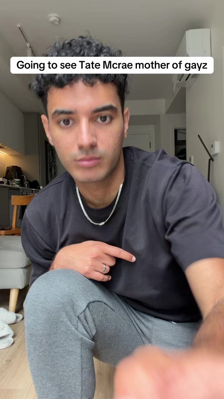 @Nabilqueen