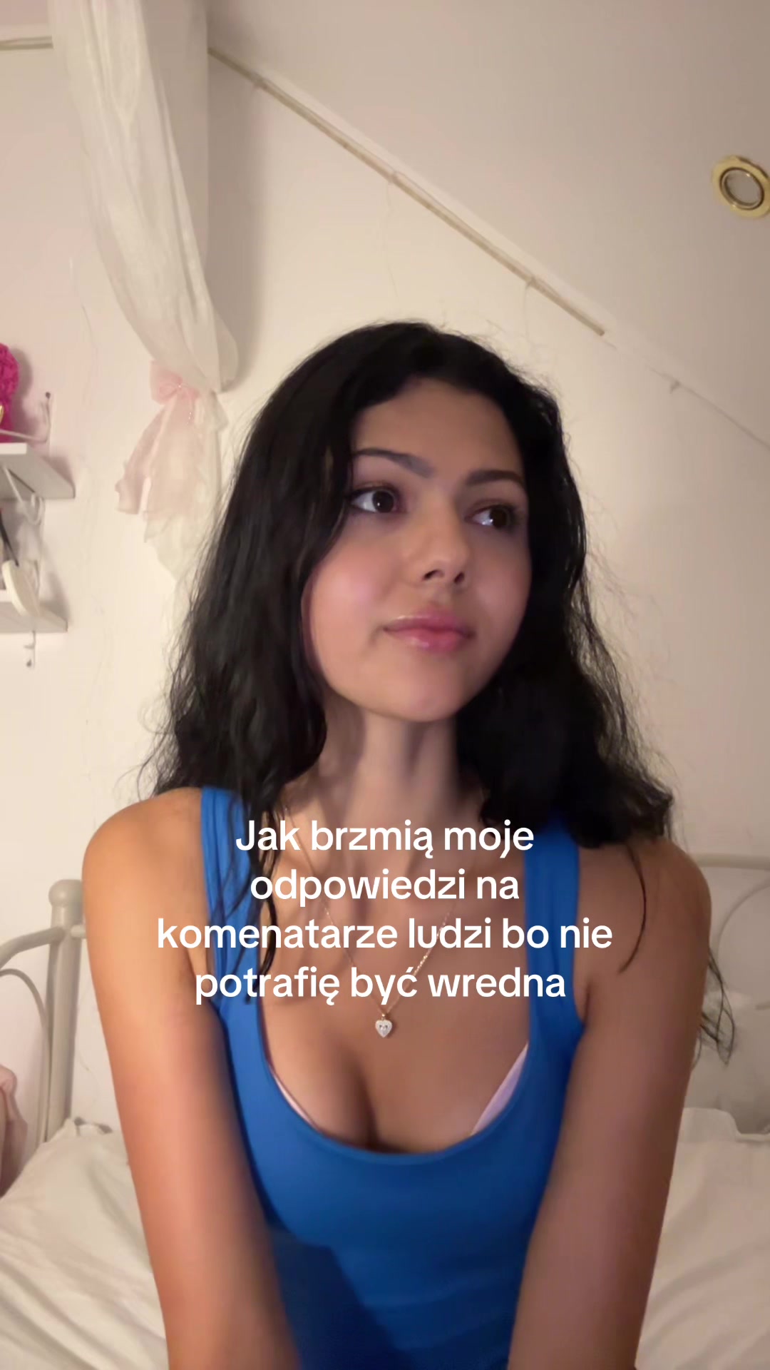 @nicoleporeba