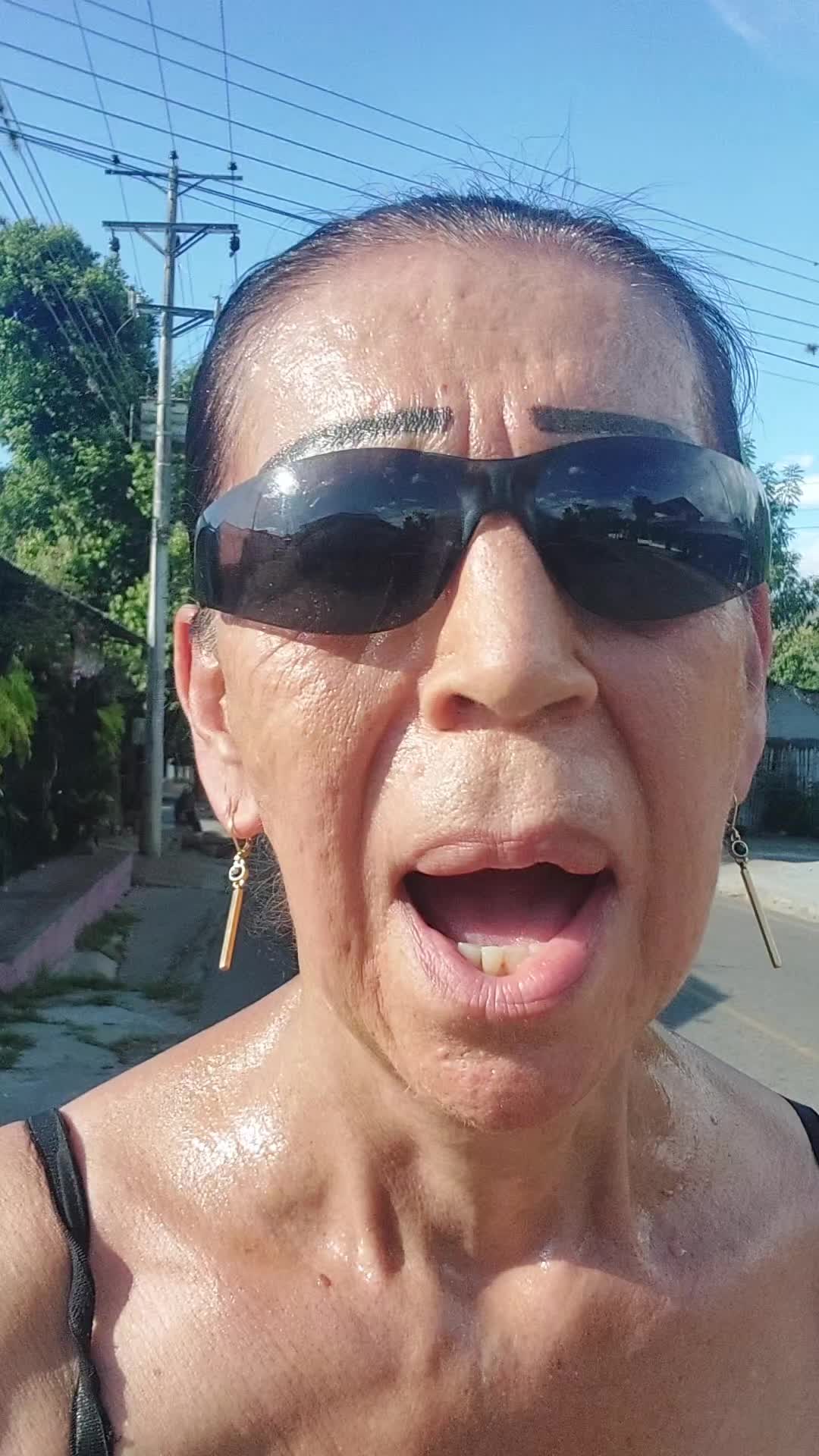 @alemoAlessia Moya Lopez